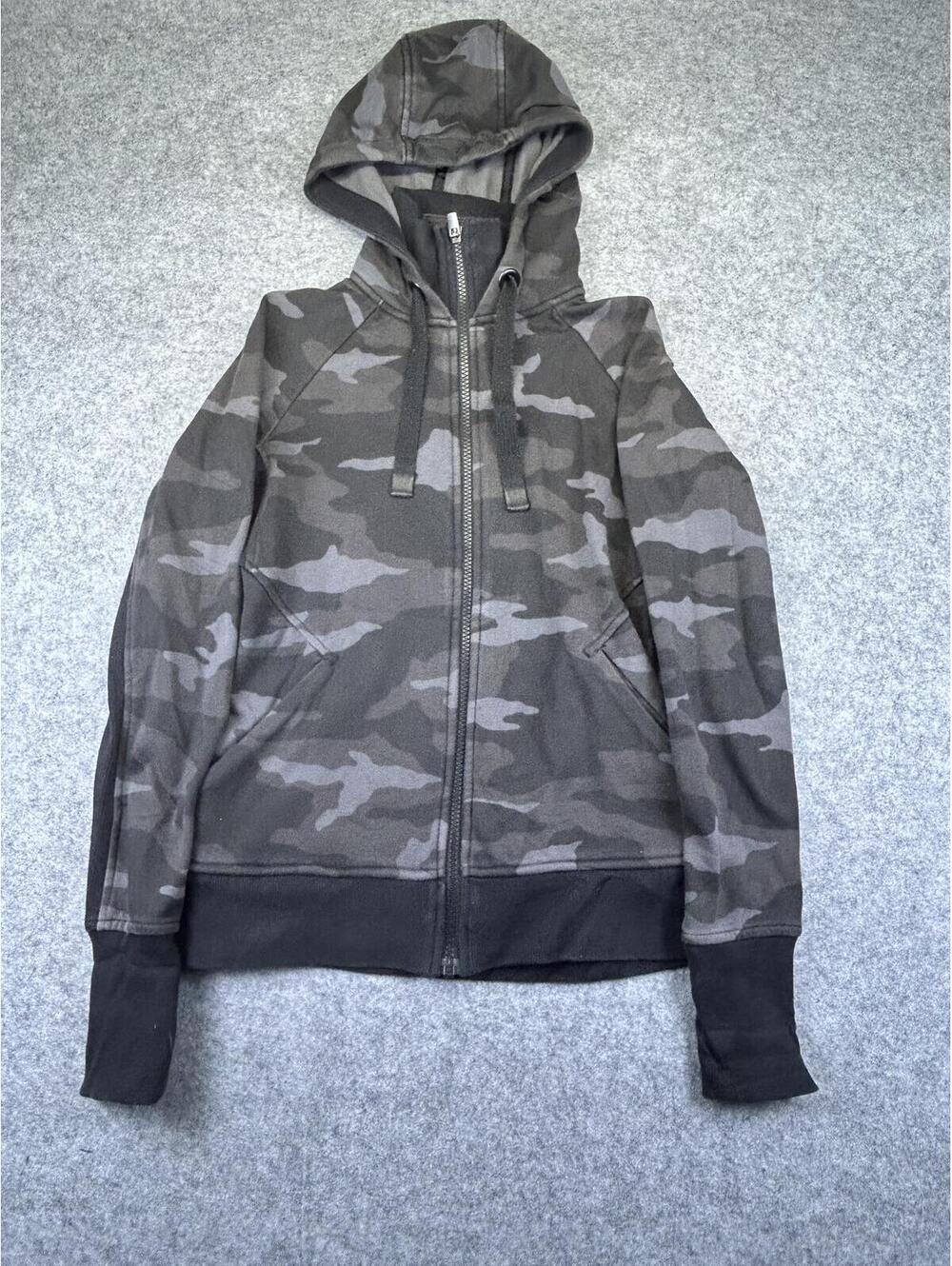 Athleta Jacket Triumph Printed Hoodie Full Zip Camo Size XXS Athletic Workout
